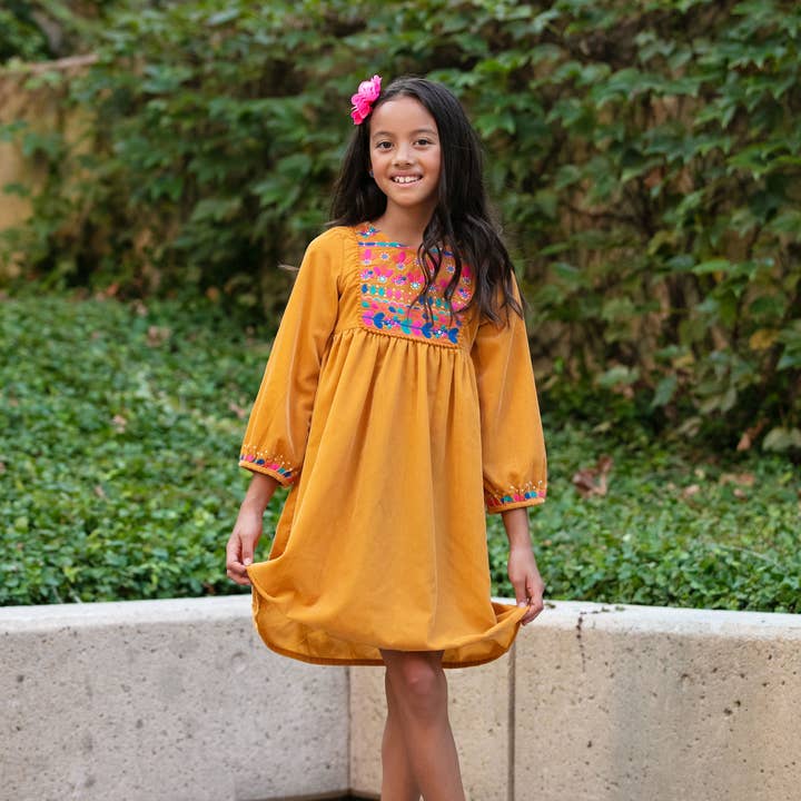 Robe Rania Banjara - Velours doré pour la vente par Cheeni Clothing