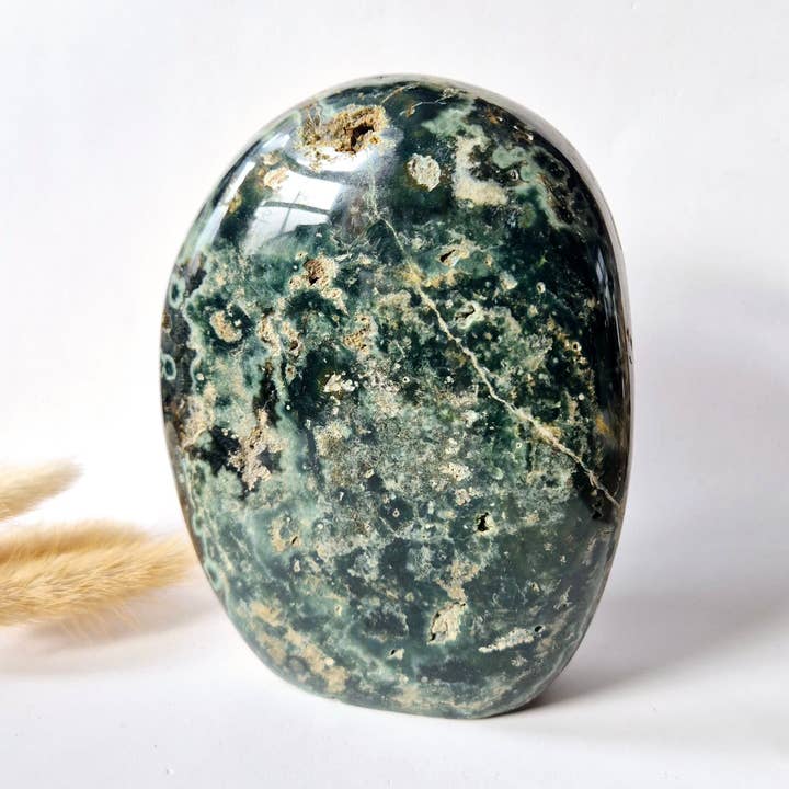 Ædelsten Spirituel Statement-stykke Ocean Jaspis Fri form – 1100 gram for engroshandel hos Moonlight Gemstones