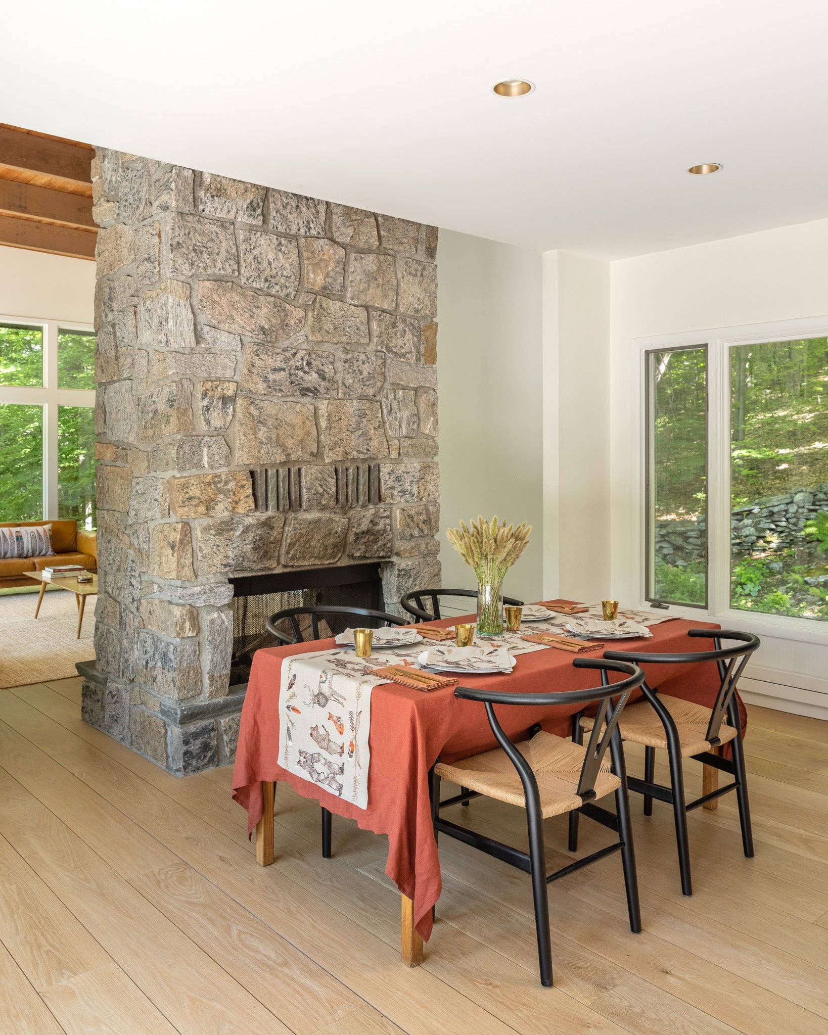 Coral & Tusk - Wholesale Table Runner - Homecoming Table Runner3