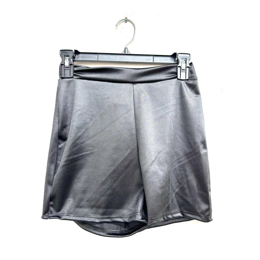 Uptown Apparel – wholesale Shorts – Dam – B11076 Satin Mini Kort1