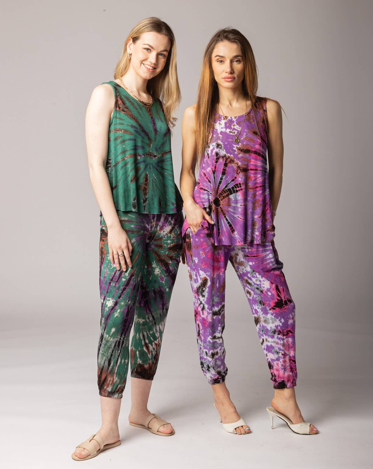 Windhorse Trading Inc – Großhandel Tanktop – Damen – Tie-Dye-Panzer. WN5414