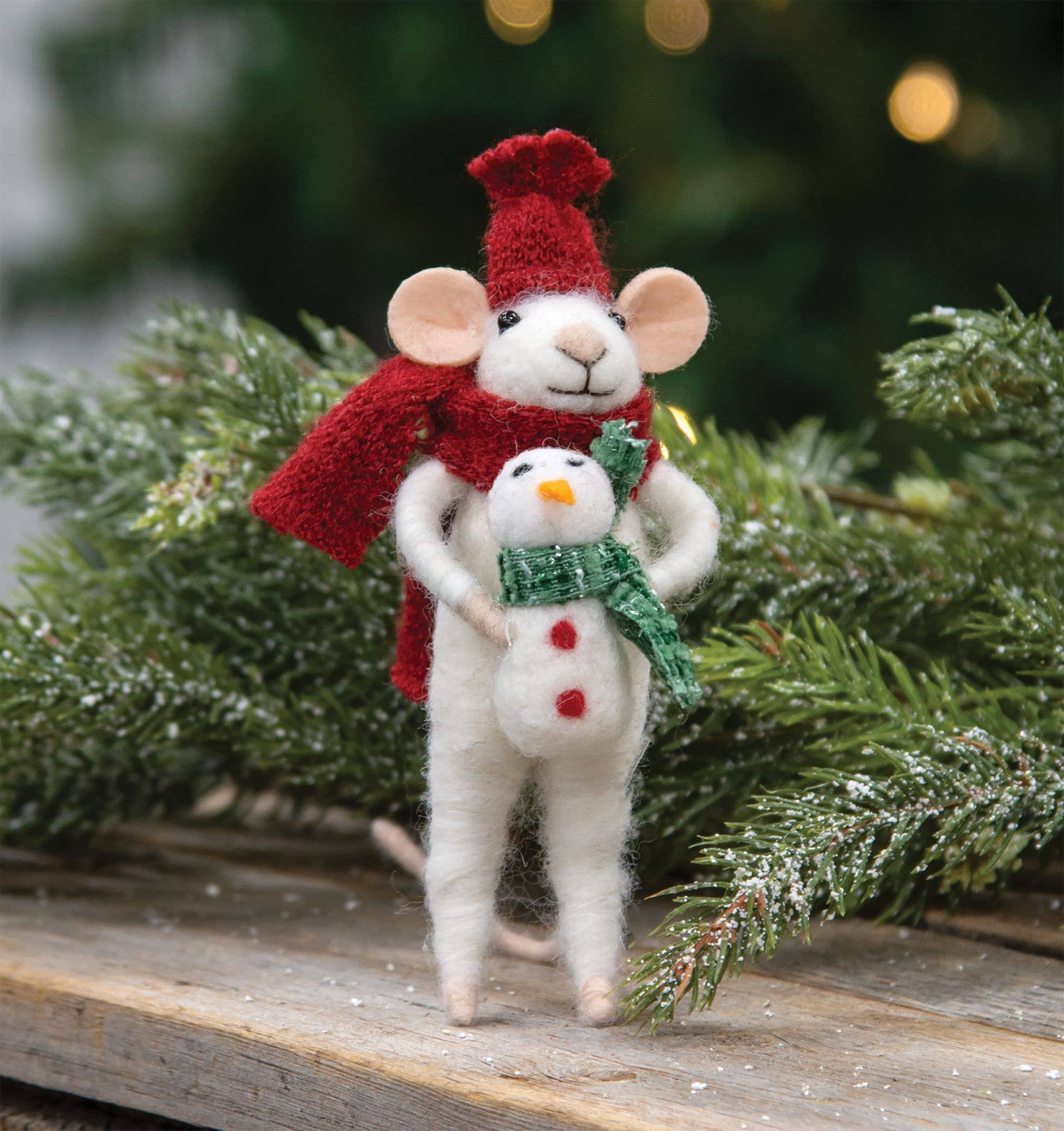 Bright Ideas – Ornamento por atacado – Ornamento Feltido de Neve e Bebé1