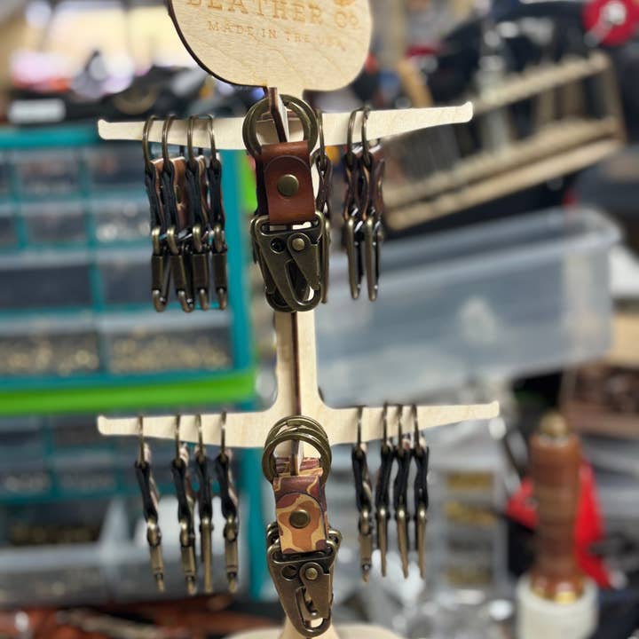 Golden Leather Co. - Wholesale Keychain - Men's - Leather/Camo Clip Keychain5