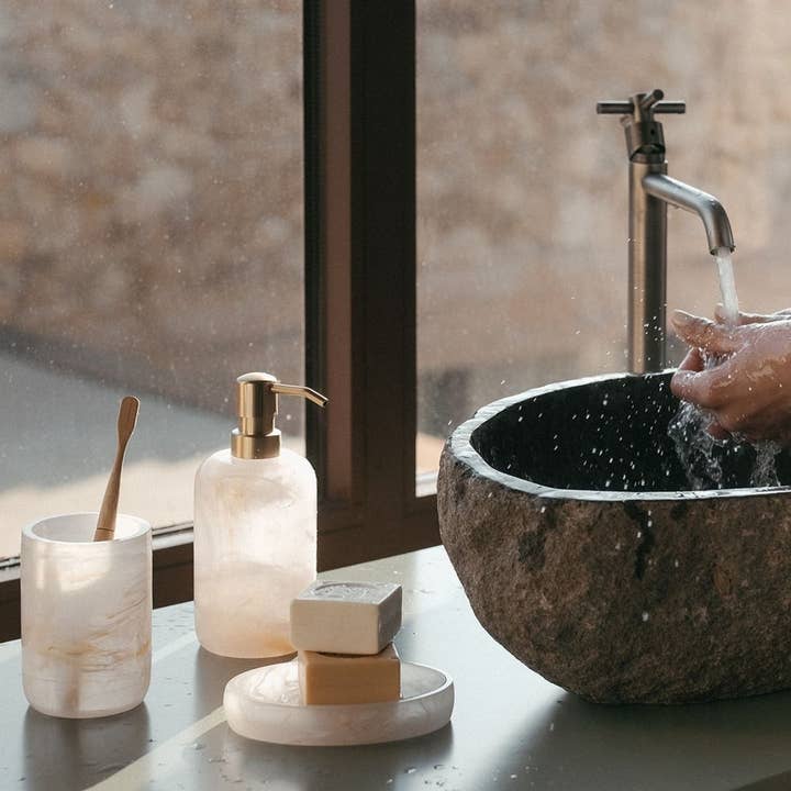 Andrea House - Wholesale Soap Dispenser - Classic white mother-of-pearl effect bathroom dispenser2