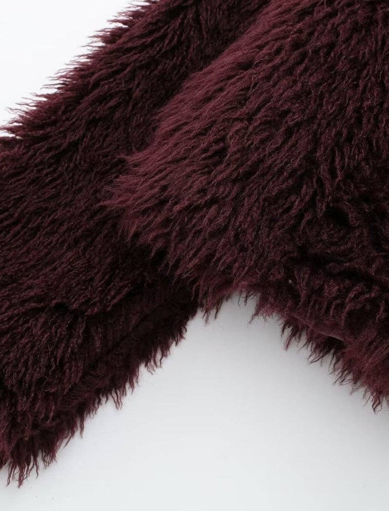 VINO Chaqueta corta de piel sintética de venta al por mayor en Faire9