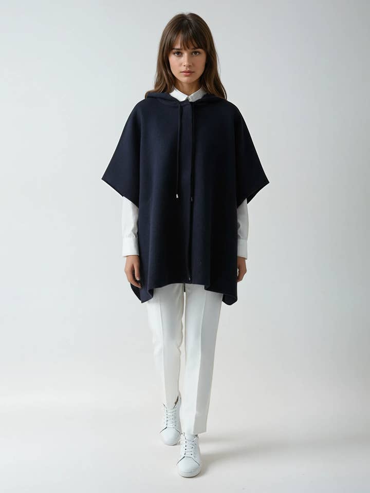 Poncho de Lã com Capuz for wholesale by Tecmalha Knitwear