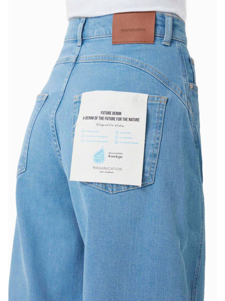 ORGANICATION - Wholesale Jeans - Women's - Jeans mit Weitem Bein aus Bio-Baumwolle4