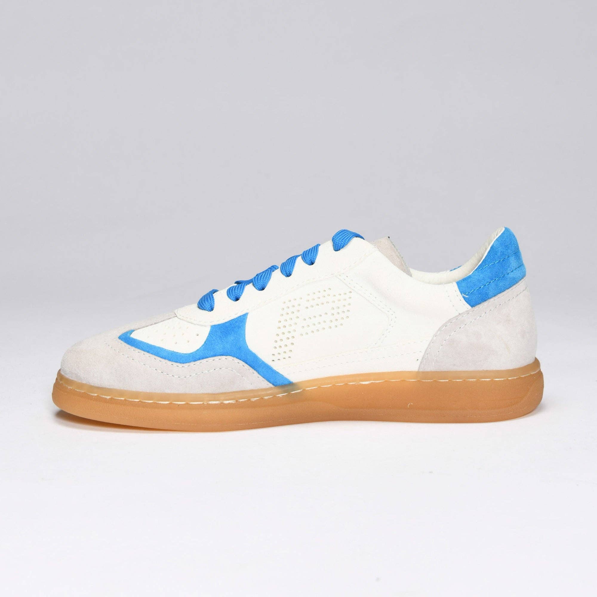 Cream blue PODIUM P-1 AZURE for wholesale on Faire5