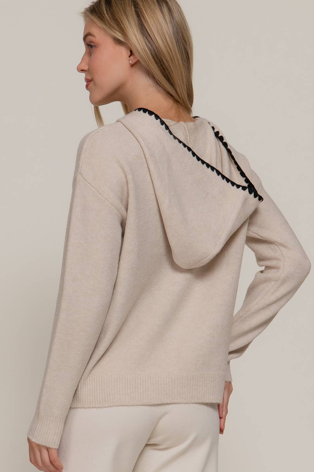 Active Basic | Active USA - Vente Pull en maille – femme - Sweat à capuche à manches longues avec détail de couture et lettres11