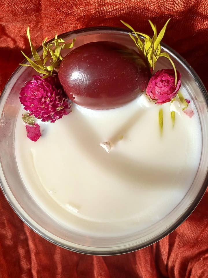 Scorpio Zodiac Candle with Crystals and Flowers for wholesale by moon and mantras