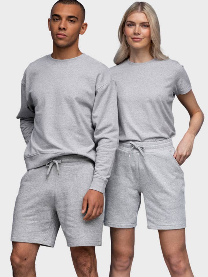 Calções de moletom orgânicos e reciclados unissex - cinza por atacado de Unordinary Apparel