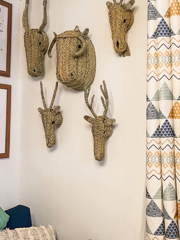 TROPHIES SET, Animal heads, Straw trophy, Fake Trophy for wholesale by Mikwi