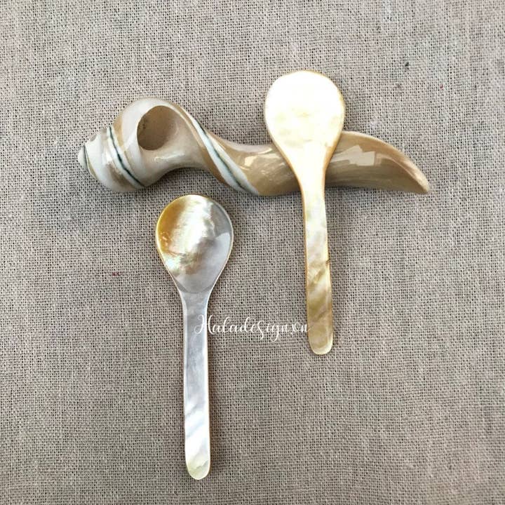 Hala Design - Wholesale Table Spoon (Cutlery) - Golden Oyster Mother of Pearl Caviar Spoon