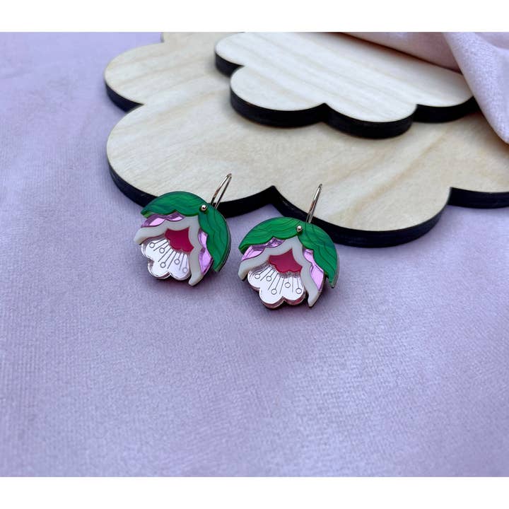 Nell Retro Flower Drop Earrings : Pink for wholesale by Rosa Pietsch