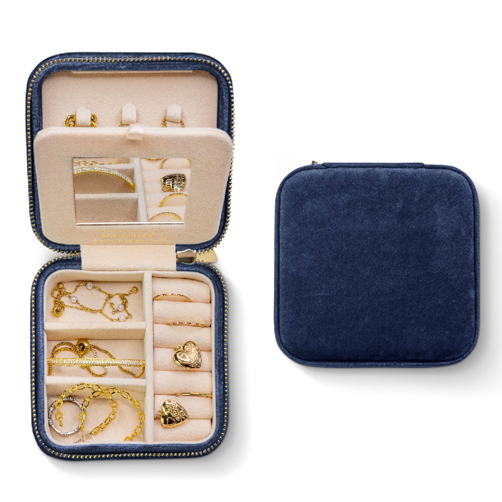Benevolence LA - Wholesale Jewelry Box/Organizer - Plush Velvet Square Jewelry Box14