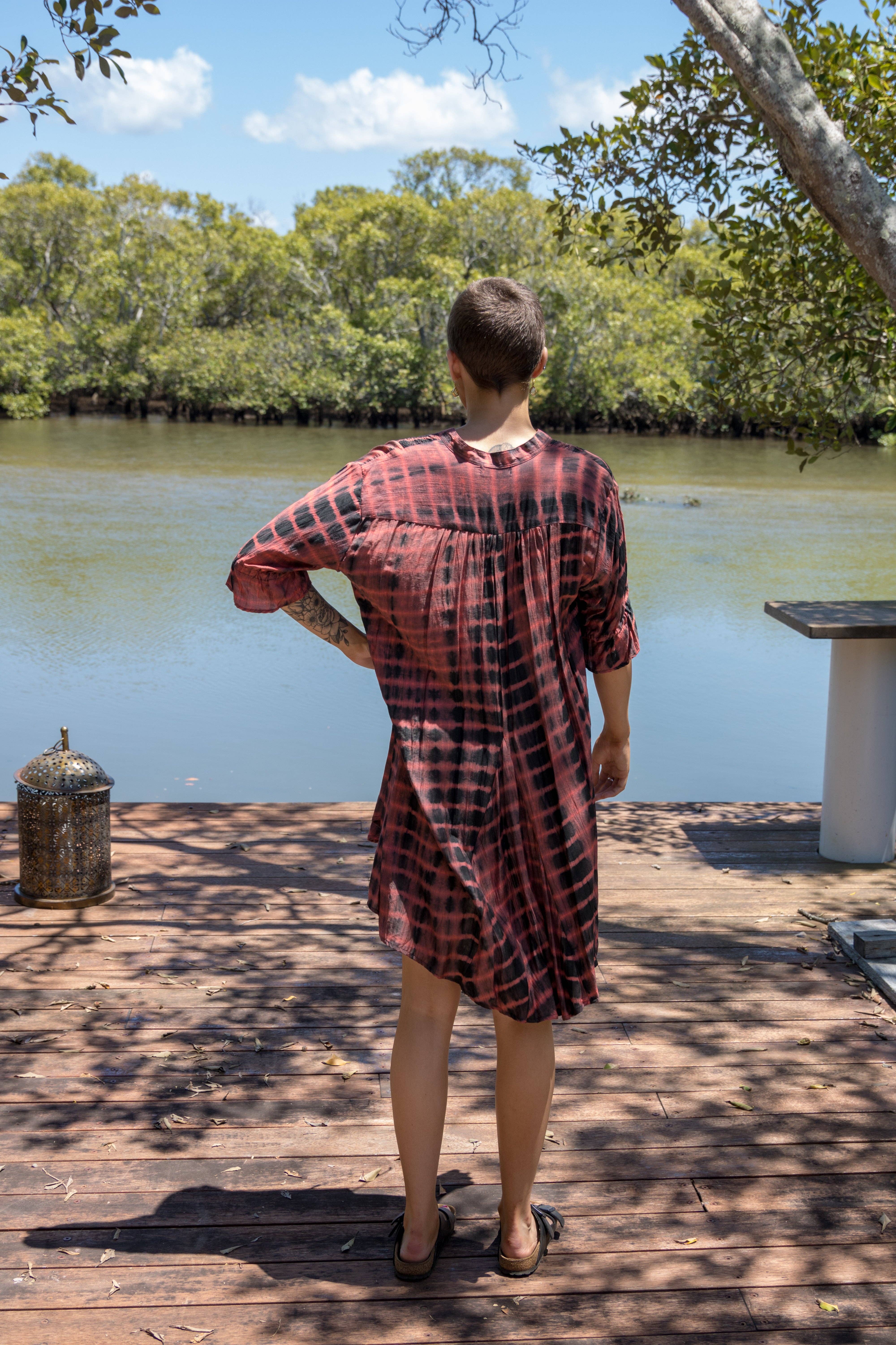 TABOO FASHION – wholesale Tunika - Dam – Libby Tunika Batikfärgad2