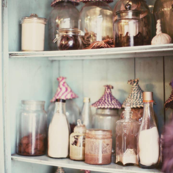 Apothecary//Tansania für den Großhandel von Alison Holcomb Creative