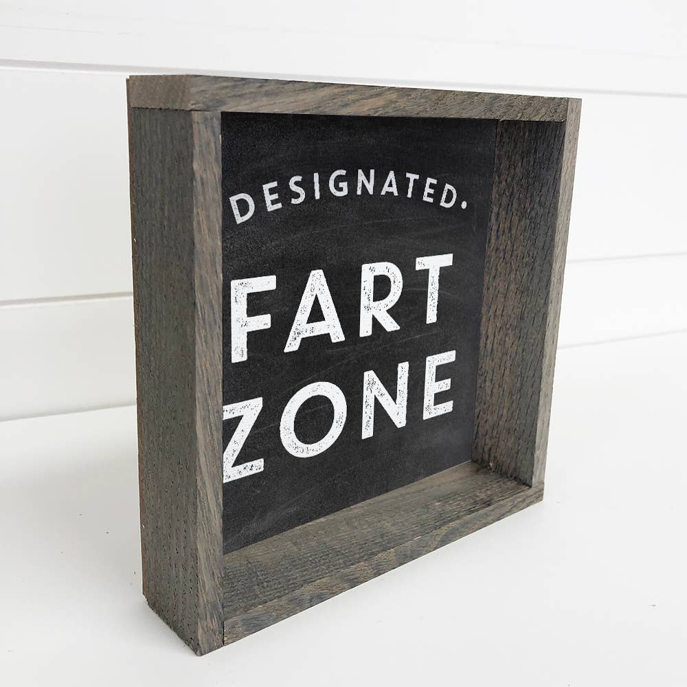 Hangout Home – wholesale Badrumsskylt – Roligt badrum skylt- Fart Zone- Litet sittande tecken1