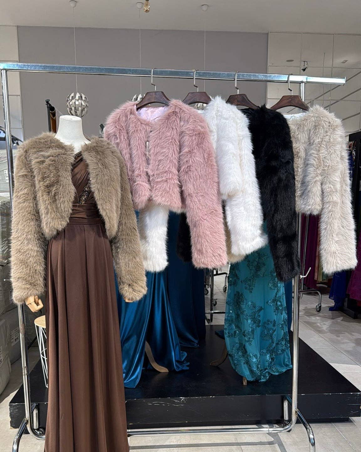 Invitadissimas - Wholesale Jacket - Women's - HAIR BOLERO L8062