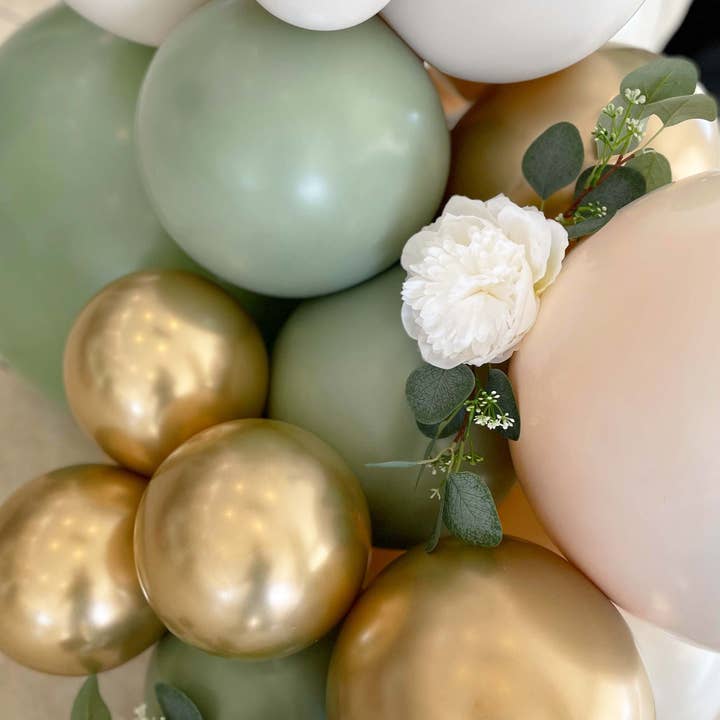 Ellie's Party Supply - Wholesale Balloon - Boho Jungle Balloon Garland Kit –Green & Gold | Retail-Ready