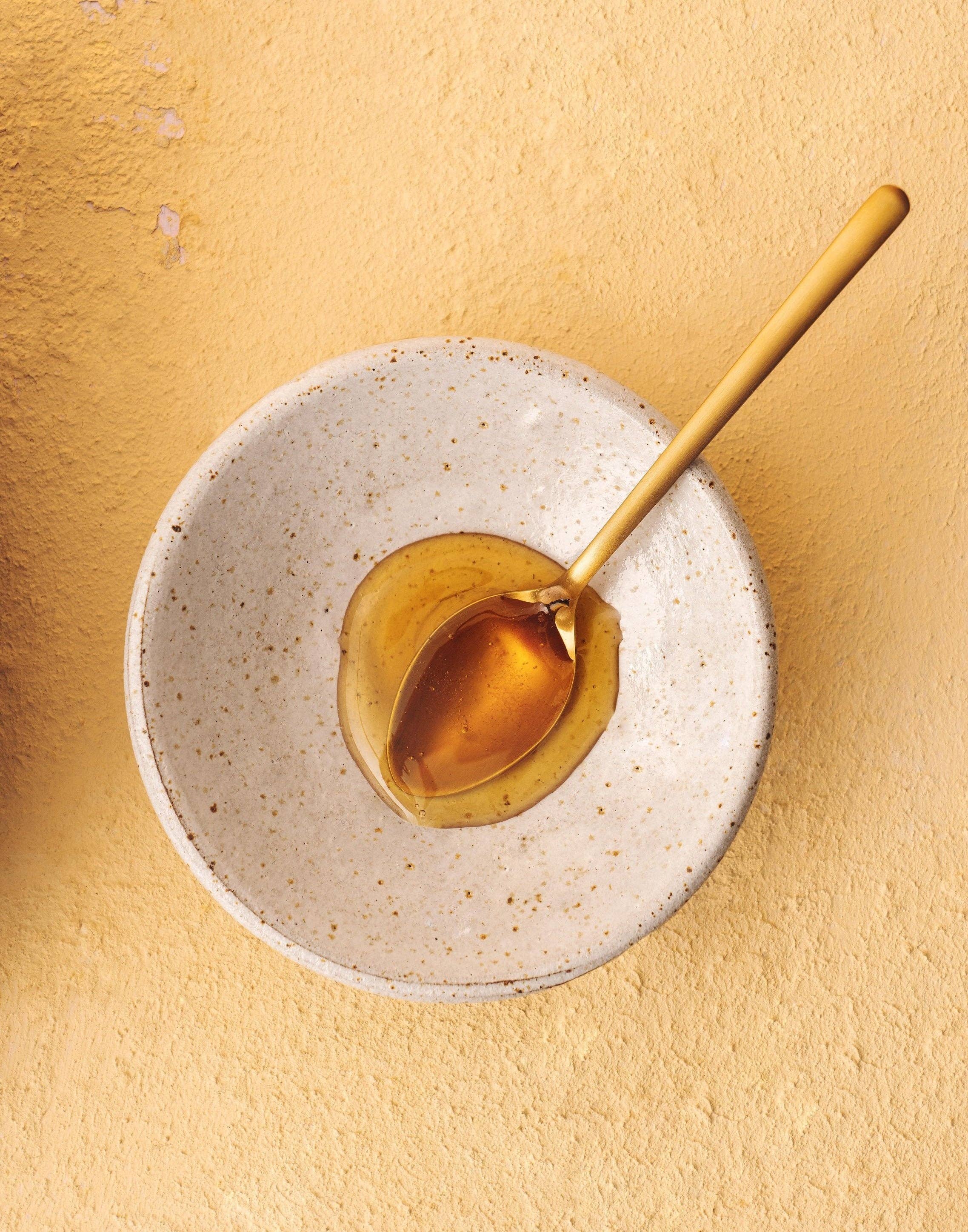 Matthew Jones Ceramics - Wholesale Condiment/Dip Bowl - Set Of Four Vintage White Dip Dishes2