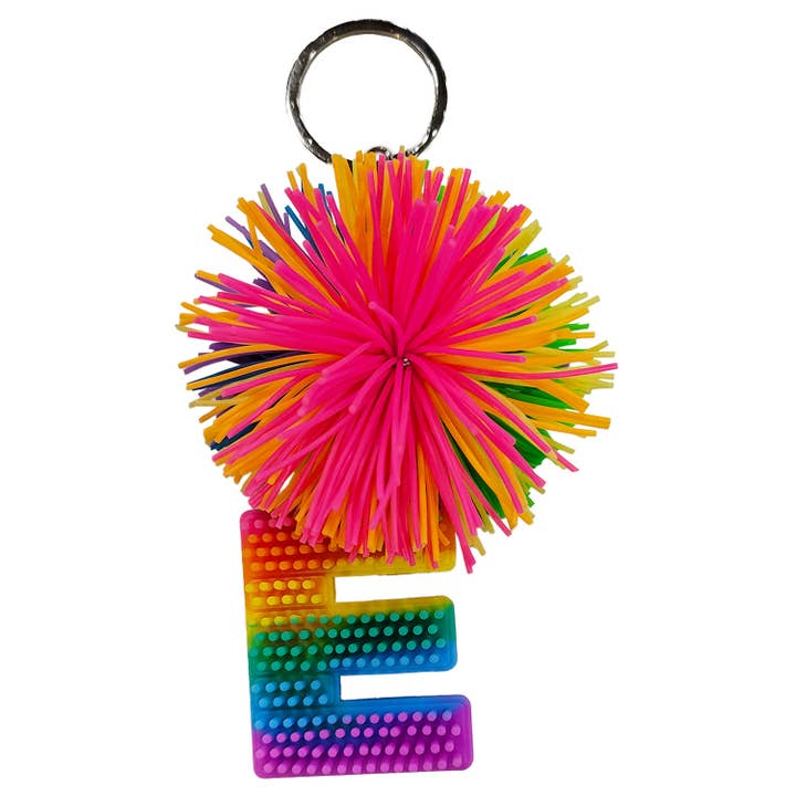 Portachiavi «E» Cushie Ball Alphabet per la vendita all'ingrosso da parte di Streamline