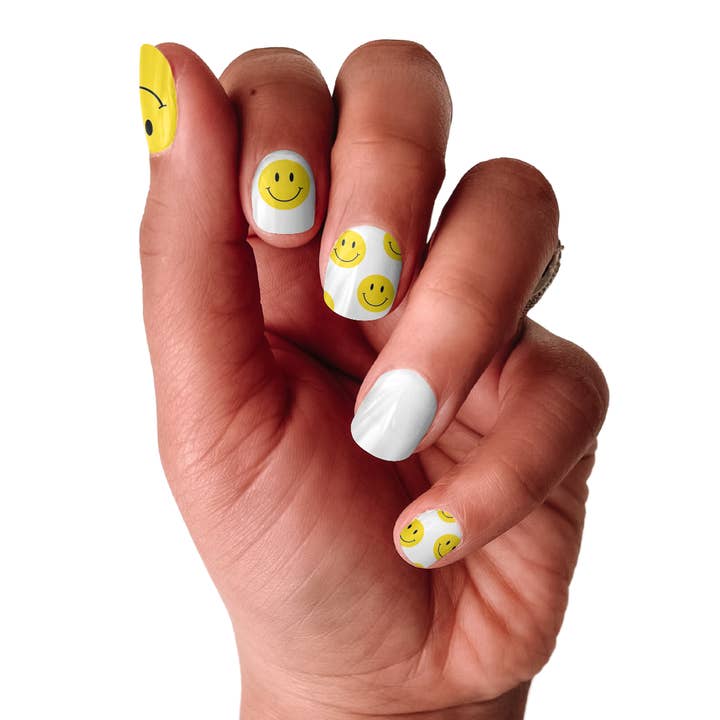 Ivy & Ash - Wholesale Nail Art/Decal - Have A Nice Day | Yellow & White Smiley Face Nail Wrap