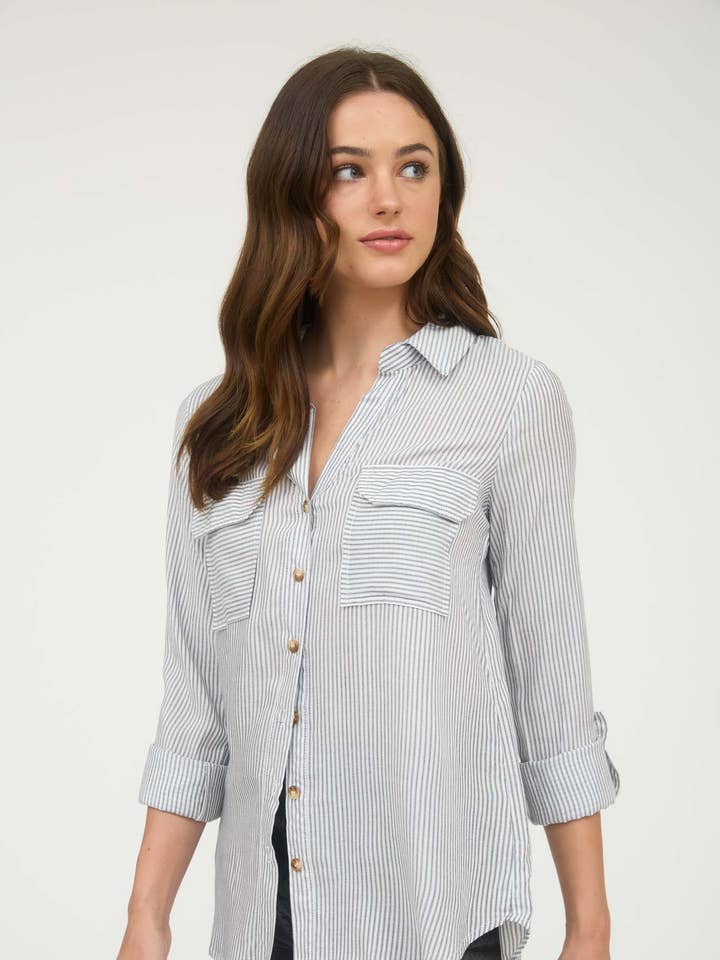 RANDIG KNÄPPNING MED FICKOR för wholesale av MINE