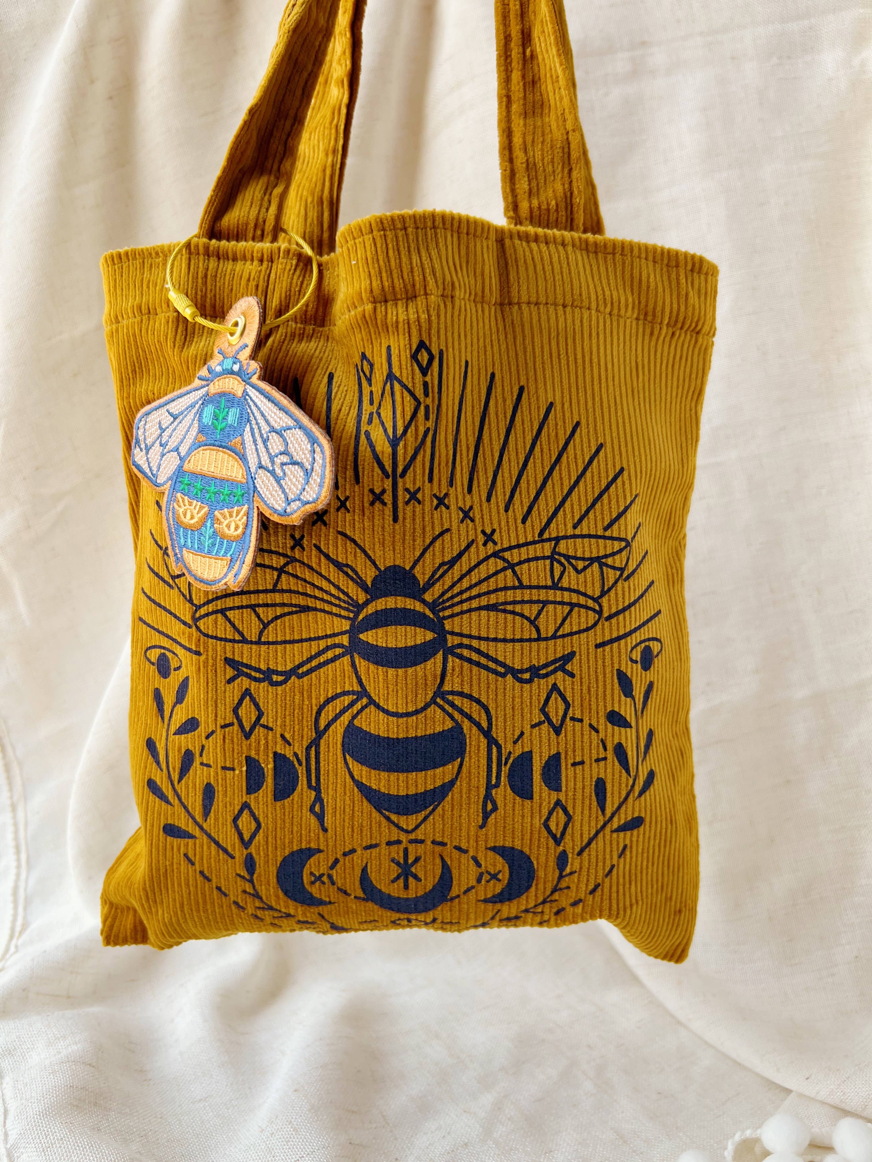 Rikrack – Großhandel Schlüsselanhänger – Damen – Bienenbestickter Taschenanhänger-Schlüsselanhänger6