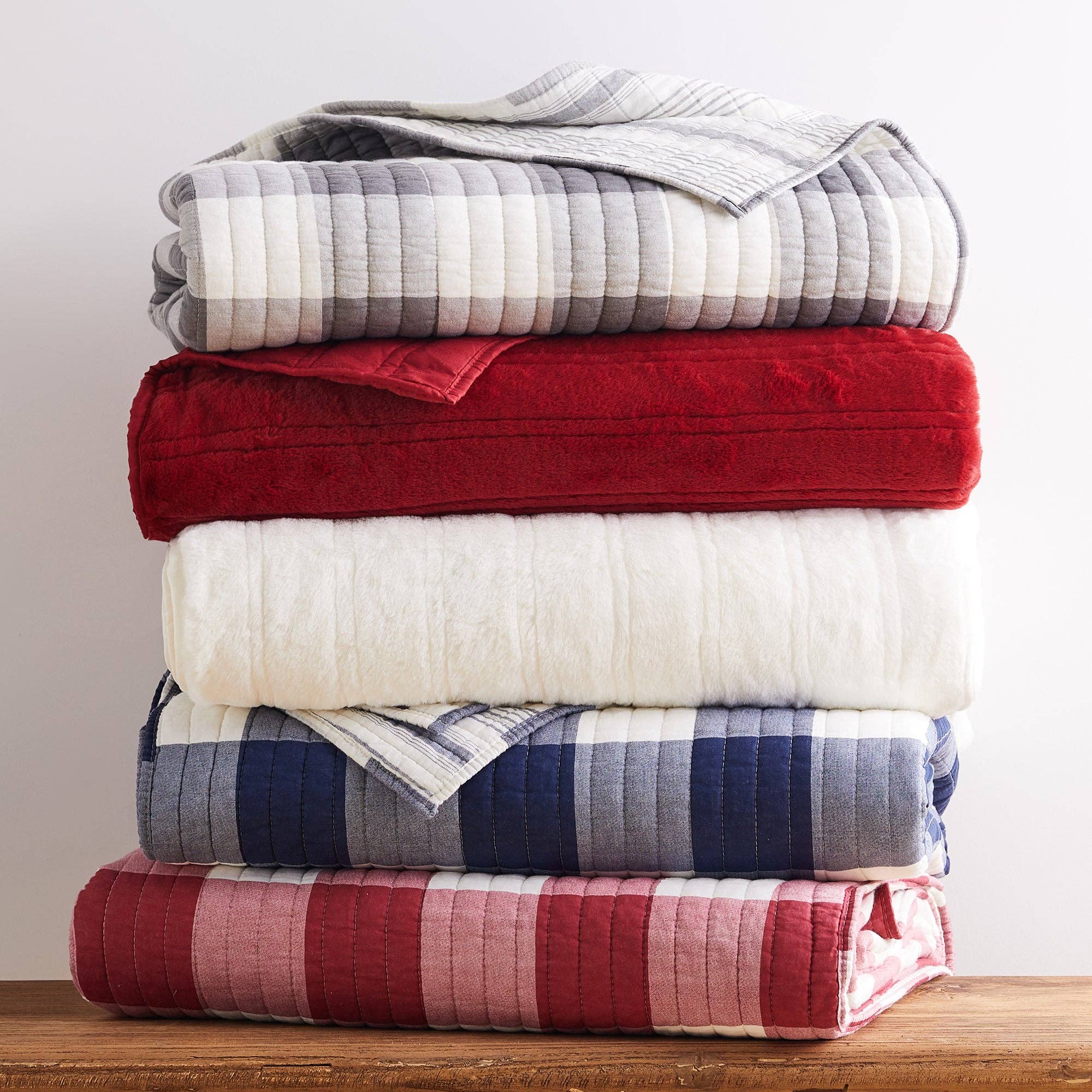 Levtex Home - Wholesale Bedding Set - Camden Quilt Set9