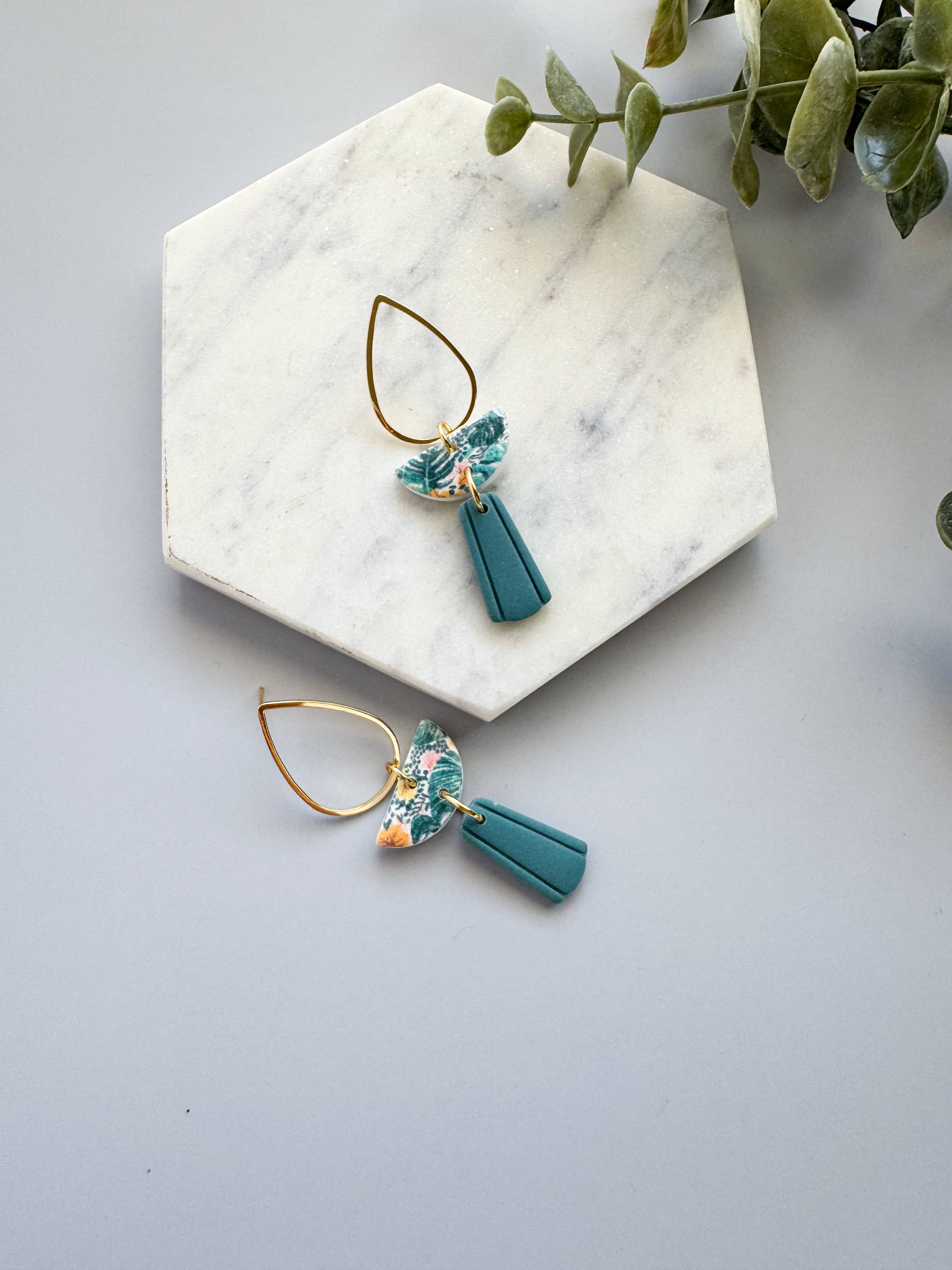 Lotus of clay - Venta al por mayor Pendientes colgantes - Pendientes colgantes geométricos llamativos, pendientes de arcilla hechos a mano1