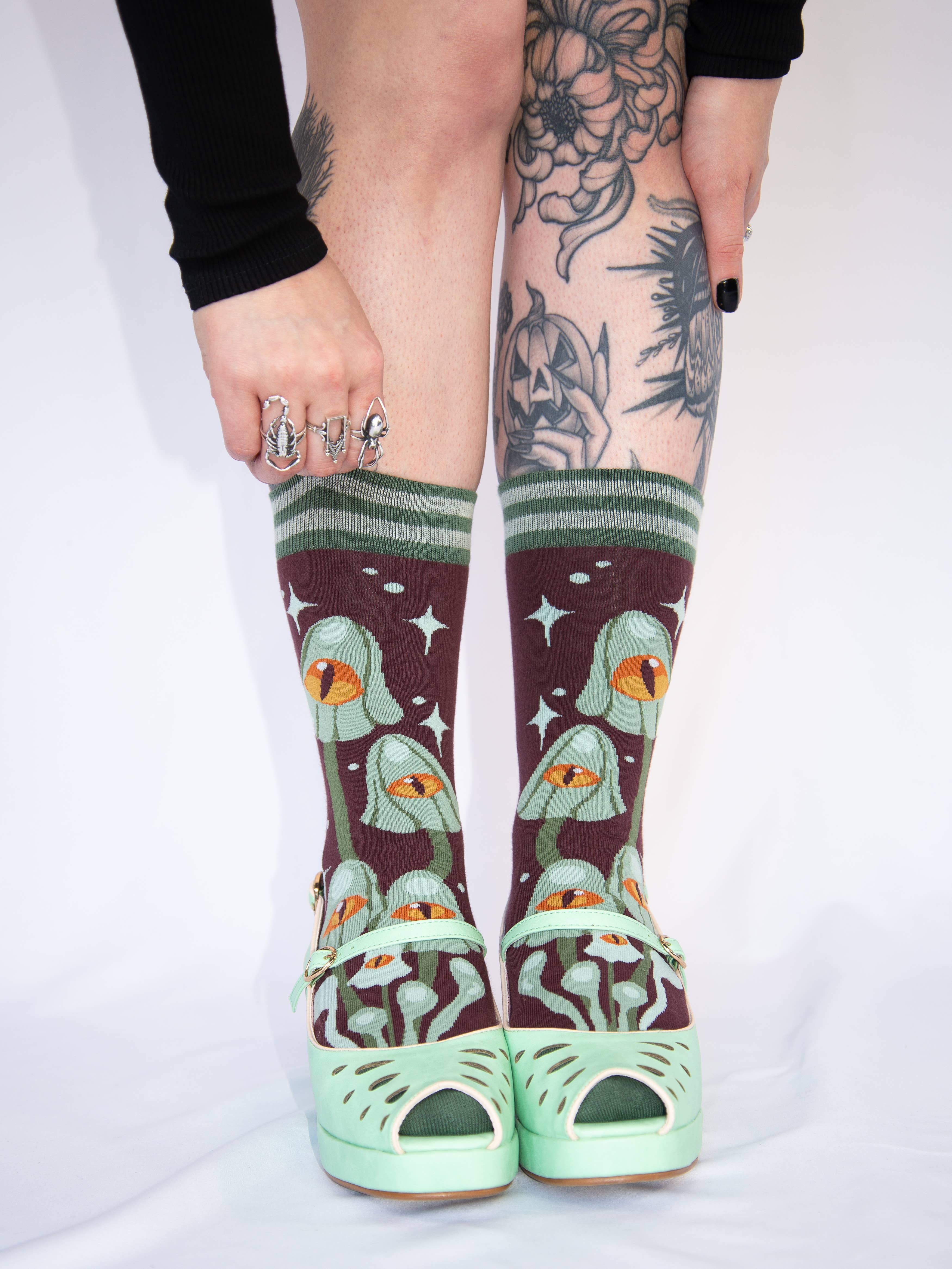 FootClothes LLC - Wholesale Socks - Unisex - Mystic Mushrooms Crew Socks25