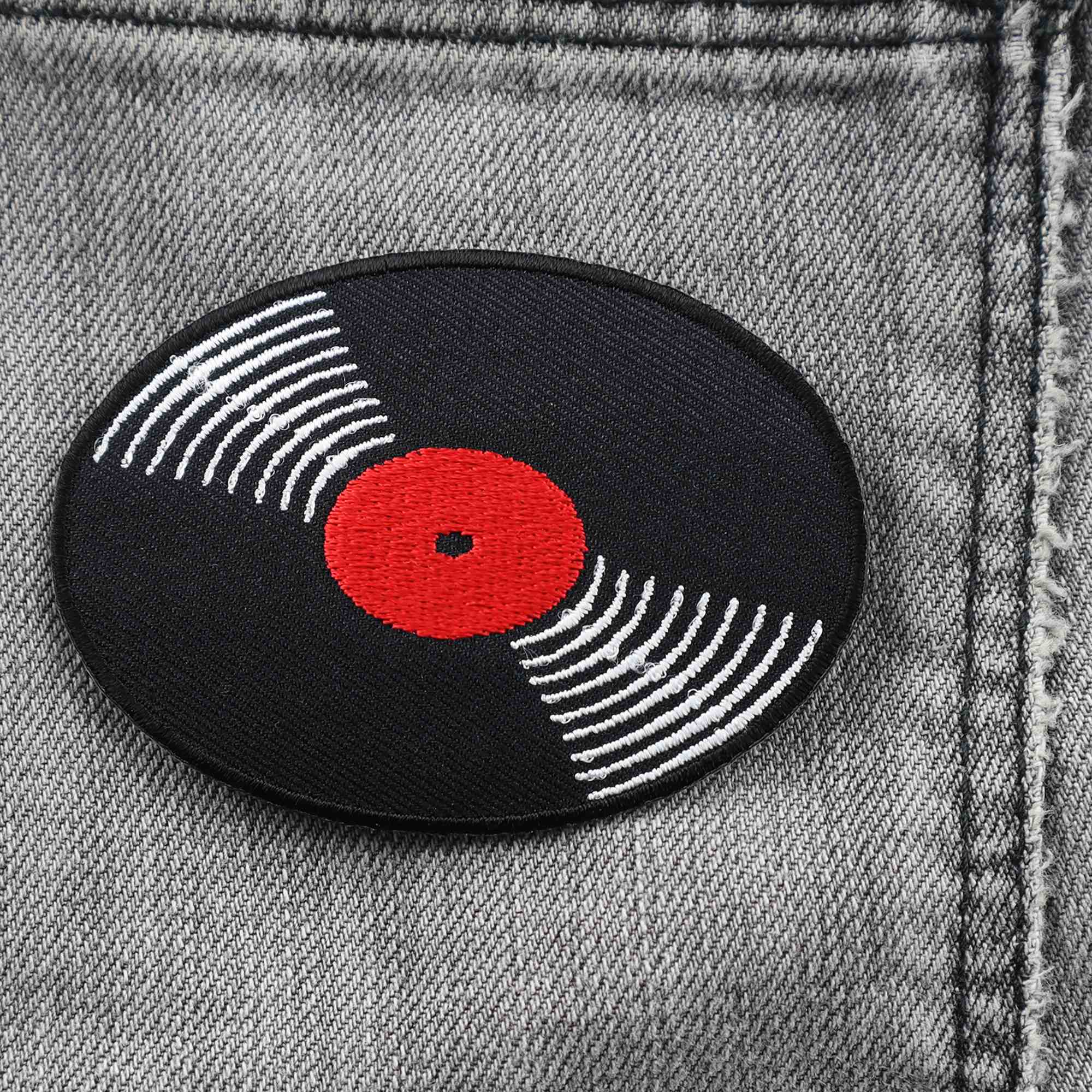 Tribal Trade GmbH - Vente Écusson - Patch vinyle rouge et noir en forme de disque6