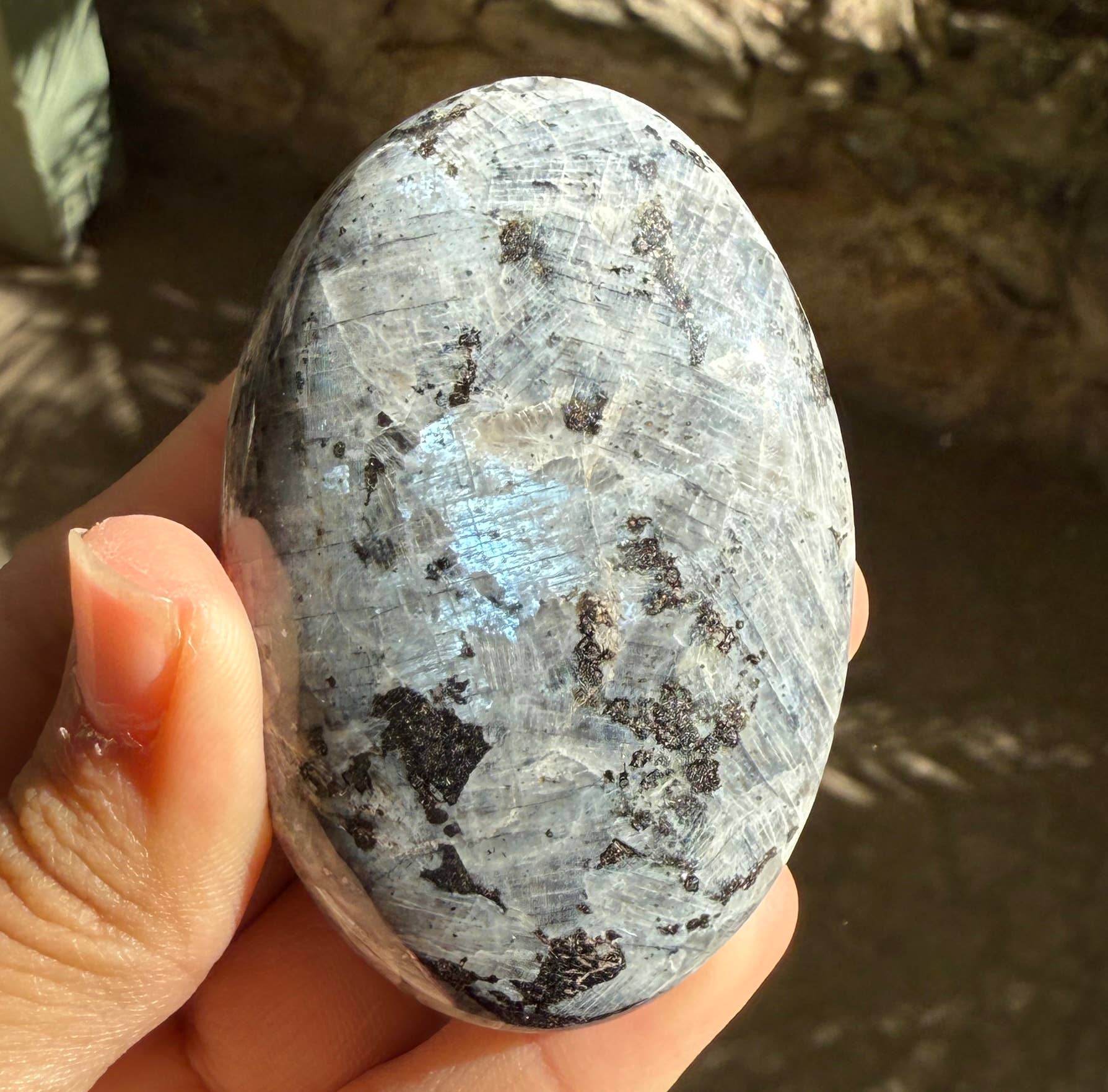 ZeeRocks – wholesale Andlig sten/kristall – Larvikit Palmstenar6