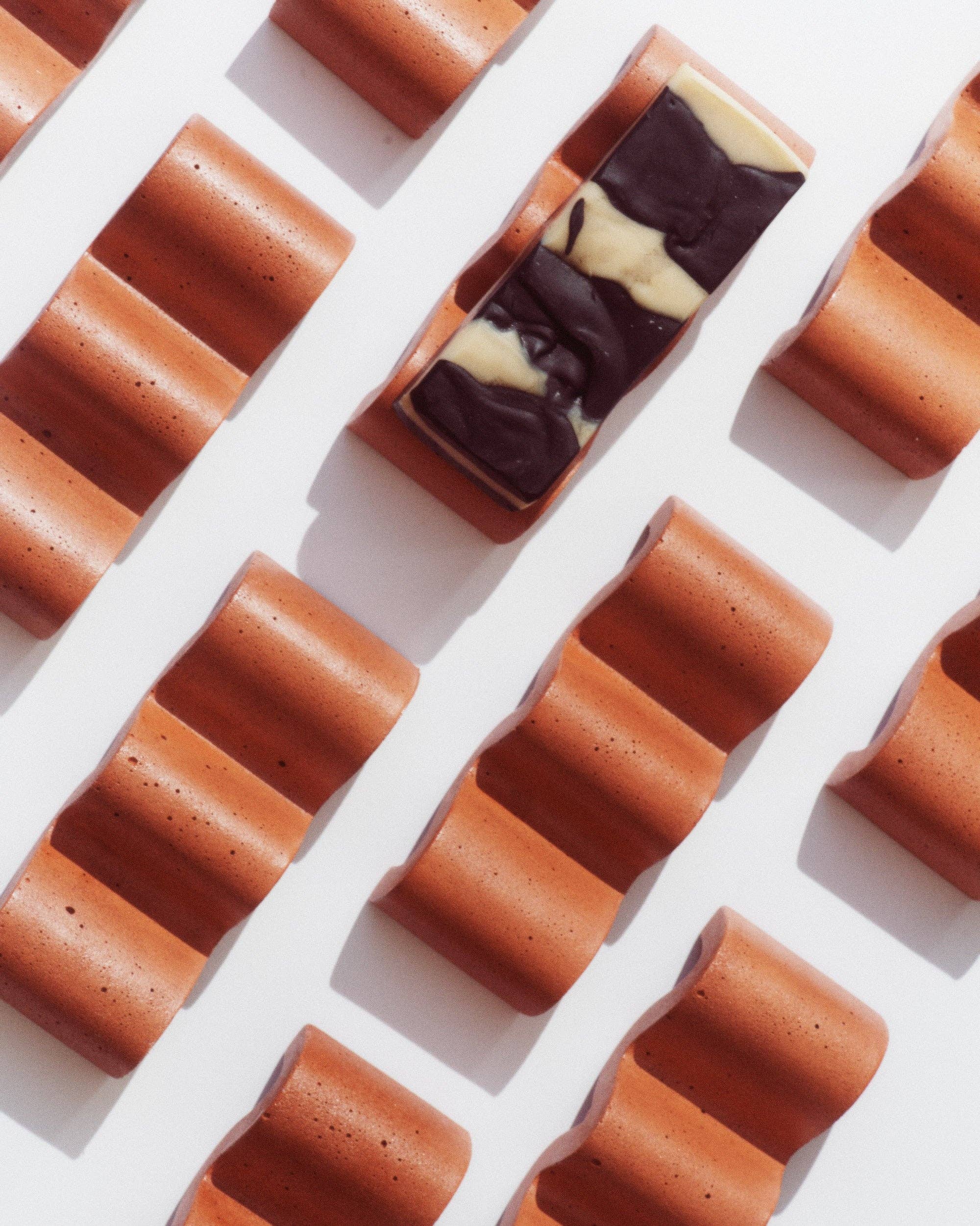 Objet Sauvage - Wholesale Bath Soap Dish - Set porte-savon Wave x Yünabelle3