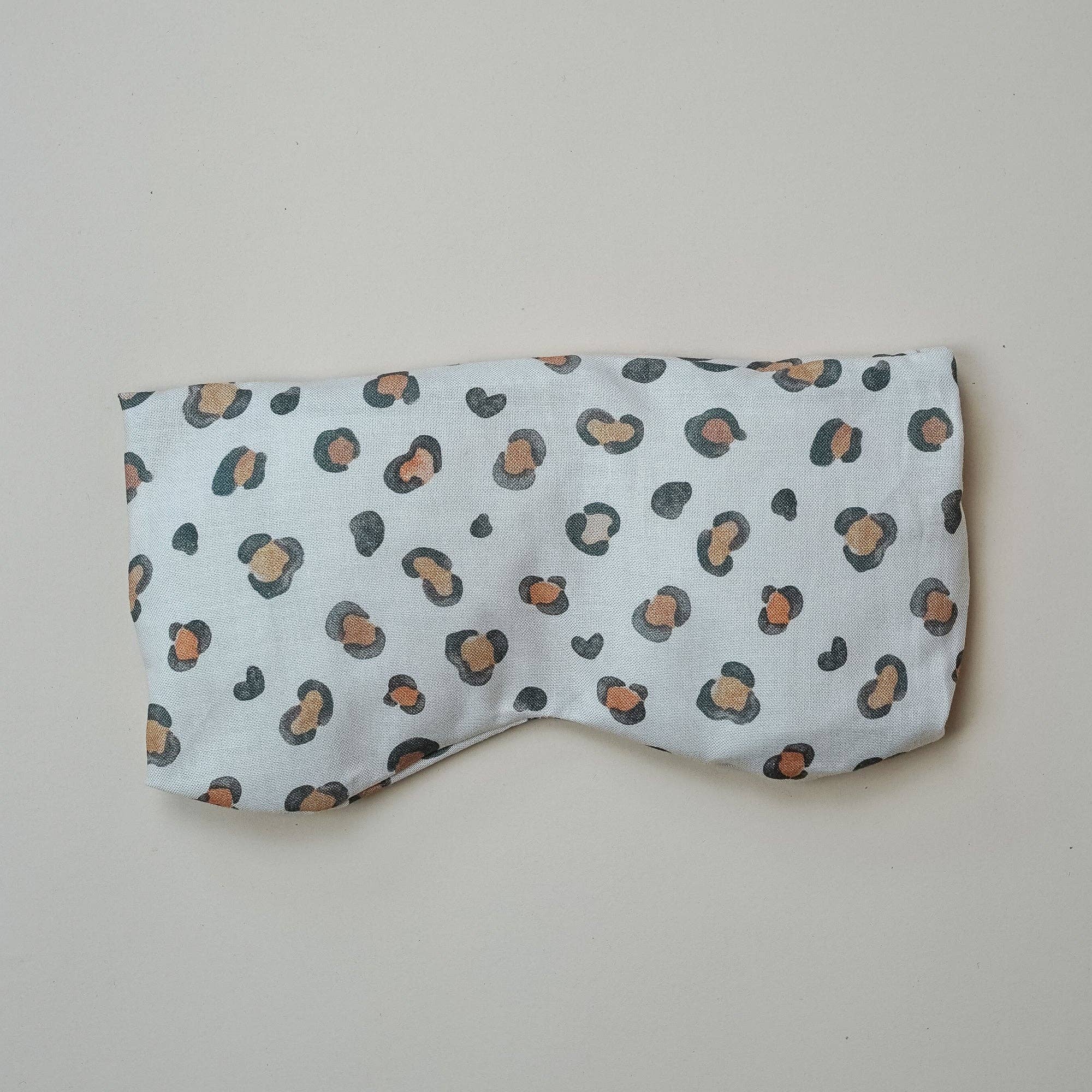 Tochter von Walter – Almofada de spa/terapia por atacado – Almofada para os olhos padrão de leopardo claro5