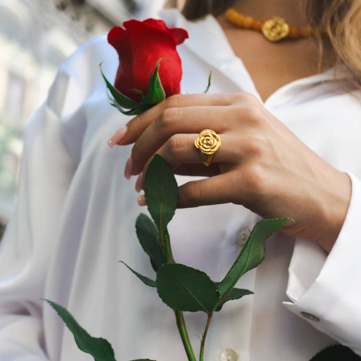 Persea Jewelry - Wholesale Cocktail/Statement Ring - Anillo Rosetta Oro1