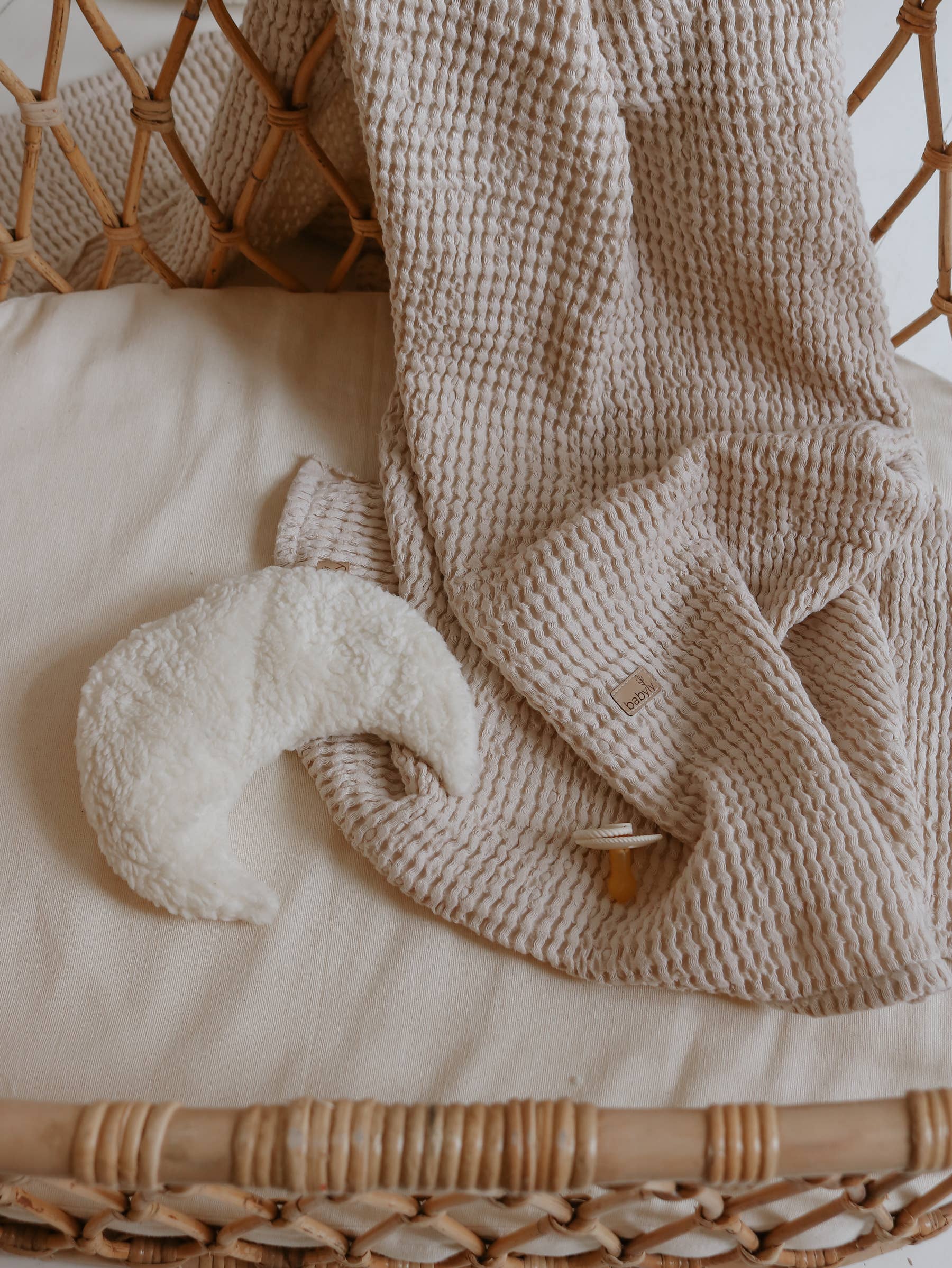 Babyly - Wholesale Hot/Cold Compress - Natural Cherry Pit Thermophore - the moon  / 3 colors8