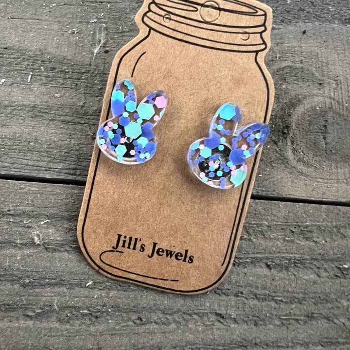 Oorknopjes met paashaashoofd en lentepunt voor wholesale door Jill's Jewels