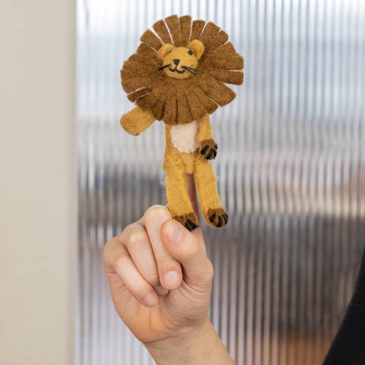 dZi Handmade - Wholesale Ornament - Leo Lion Wild Woolie2