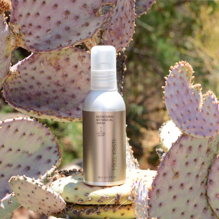 Mikel Kristi - Wholesale Facial Cleanser - Refresh Wash3