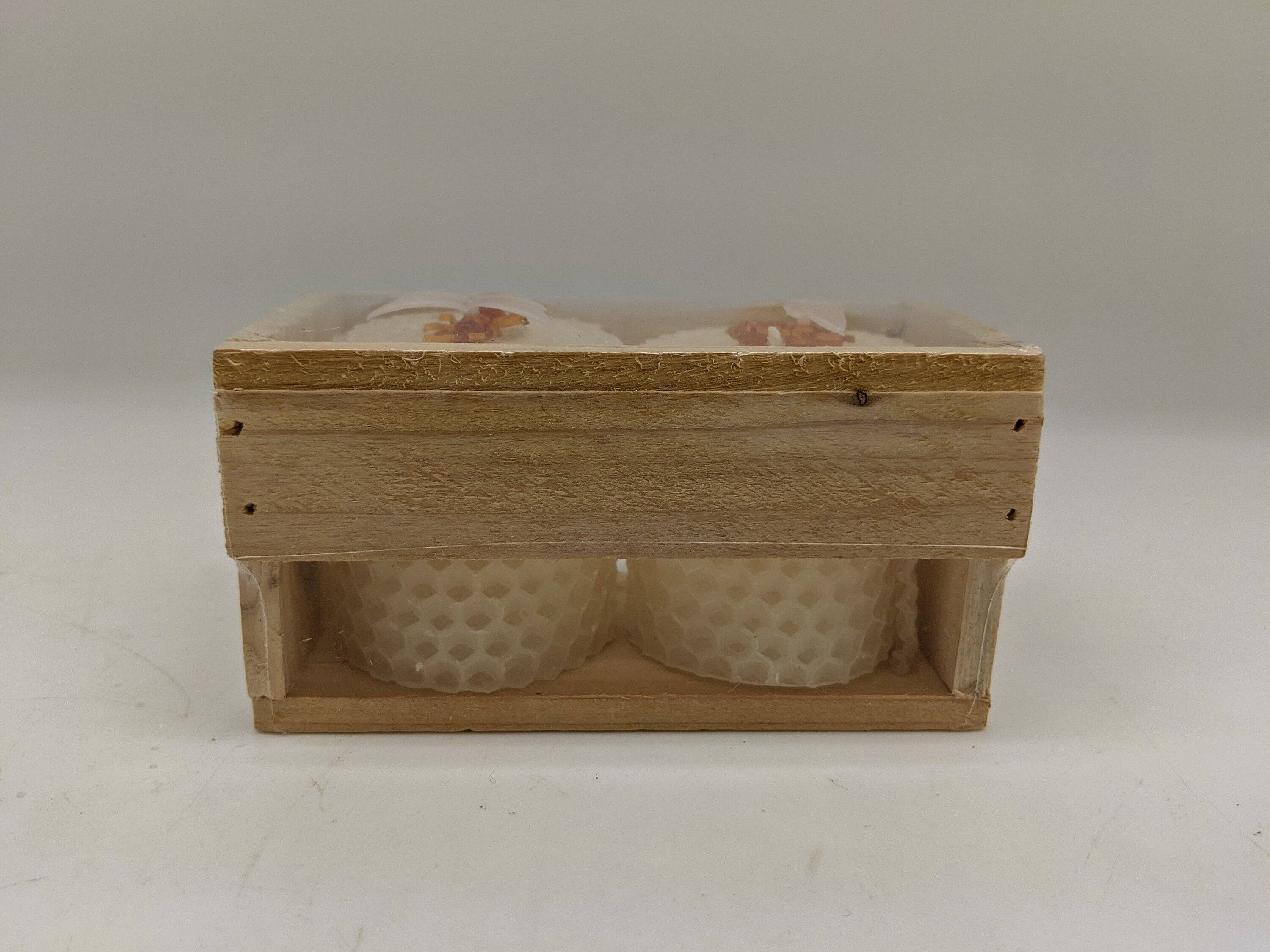 Green Pastures Wholesale - Wholesale Novelty Candle - Natural Beeswax - Small 4''x 2.5'' pillars in  White/Yellow2