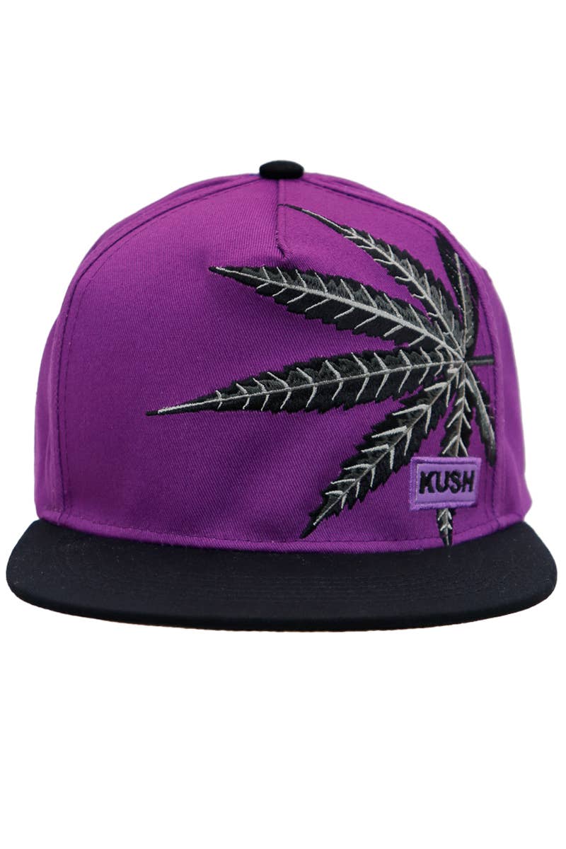 Cap Zone - Vendita all'ingrosso Cappellino con visiera piatta - Unisex - Cappellino snapback in cotone twill con grande logo foglia di marijuana Kush10