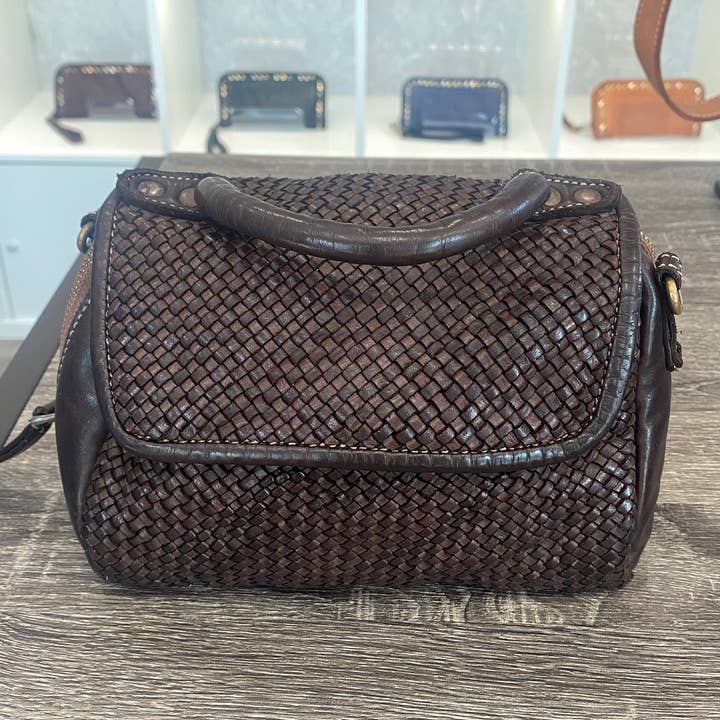 Bolsa Nova Handbags – Großhandel Umhängetasche - Damen – Minibag Lily aus geflochtenem Leder7