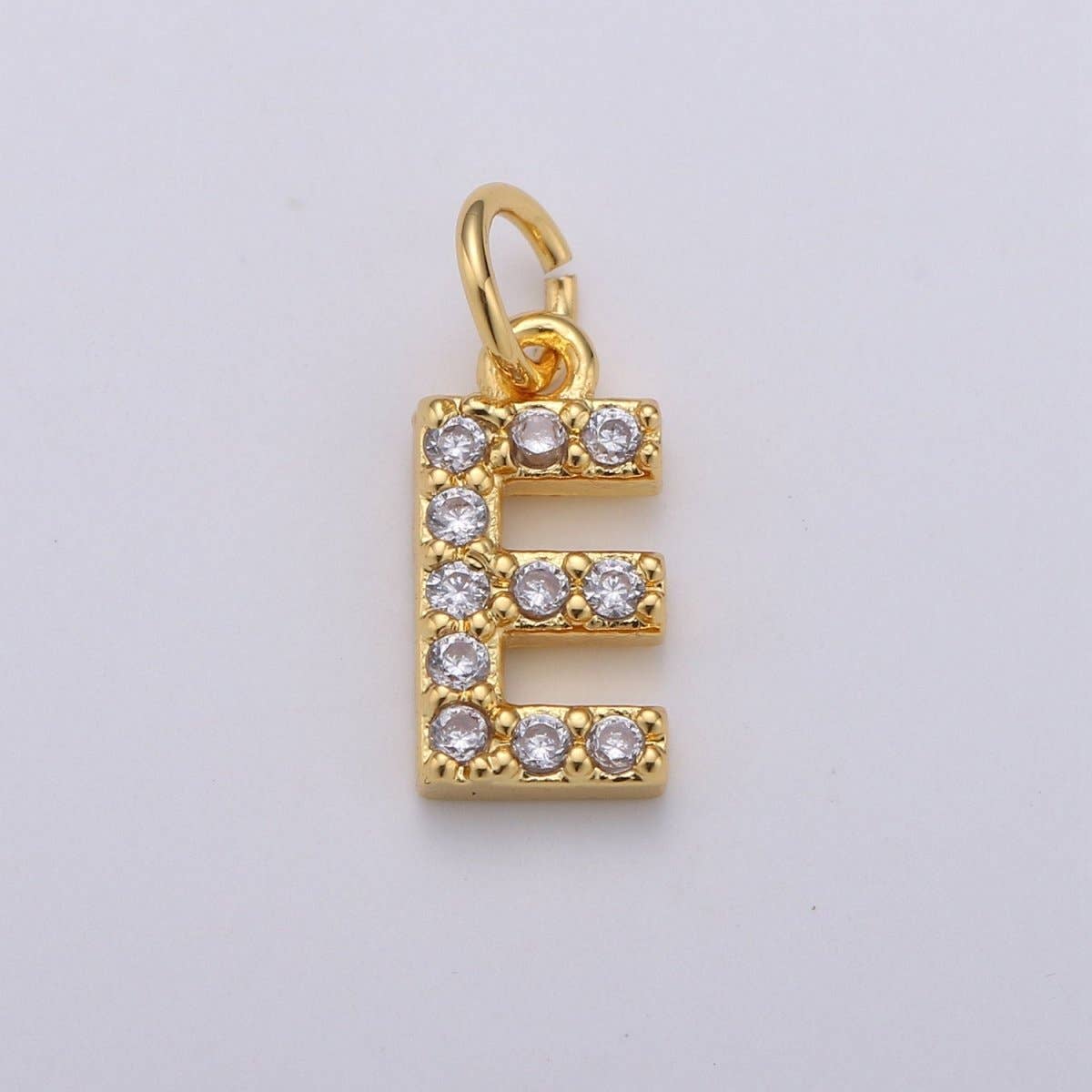 Aim Eternal – wholesale Individuell berlock/hänge – 14k guld fylld liten CZ initial, bokstav alfabet mikro pavé berlocker nätt guld kubisk hängsmycke för halsband armband örhänge tillägg A-099 till A-1114