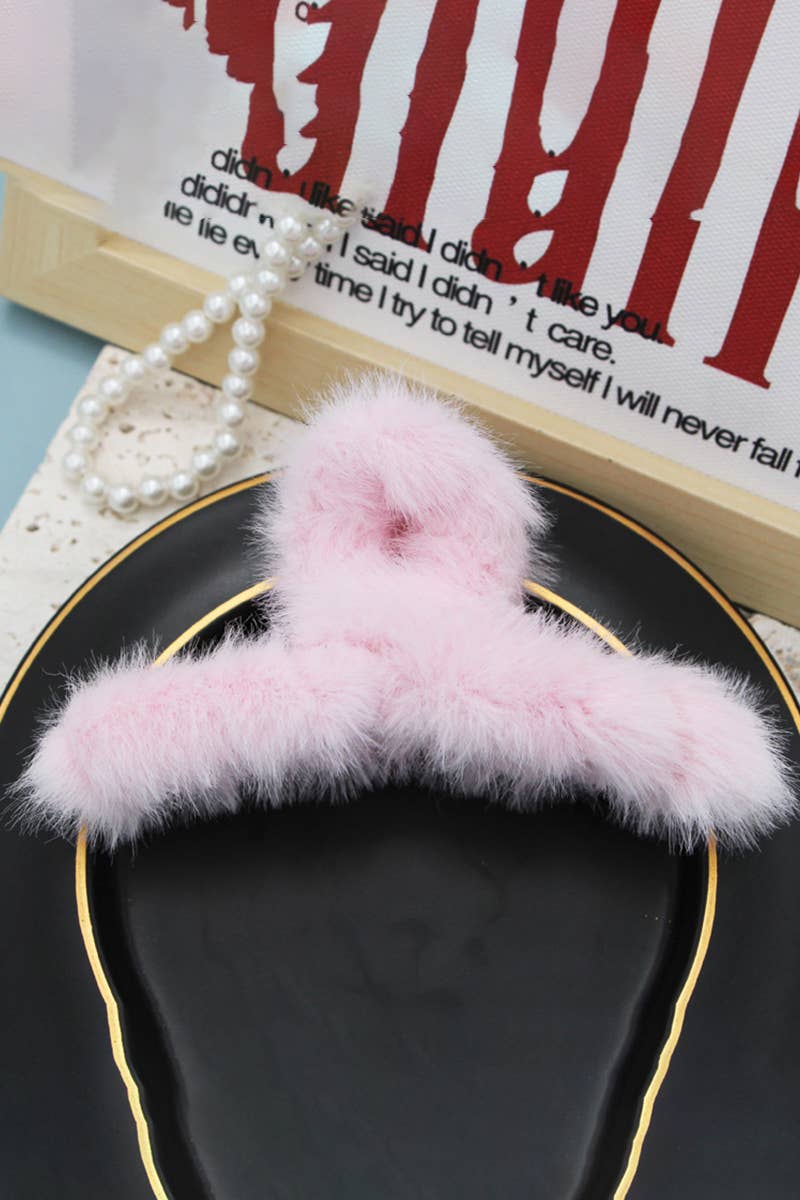 ACCITY - Wholesale Hair Clip - Women's - MULTICOLOR FAUX RABBIT FUR HAIR CLAW CLIP TWIST_CWAHA015312