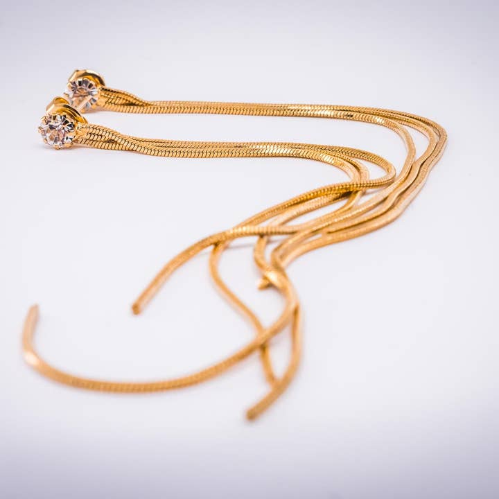 Long chain ropes pendant earrings for wholesale by Morana