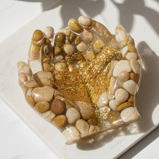 Handmade Resin Stone Giving Spiritual Hands Ornament for wholesale by Face It Home Decor