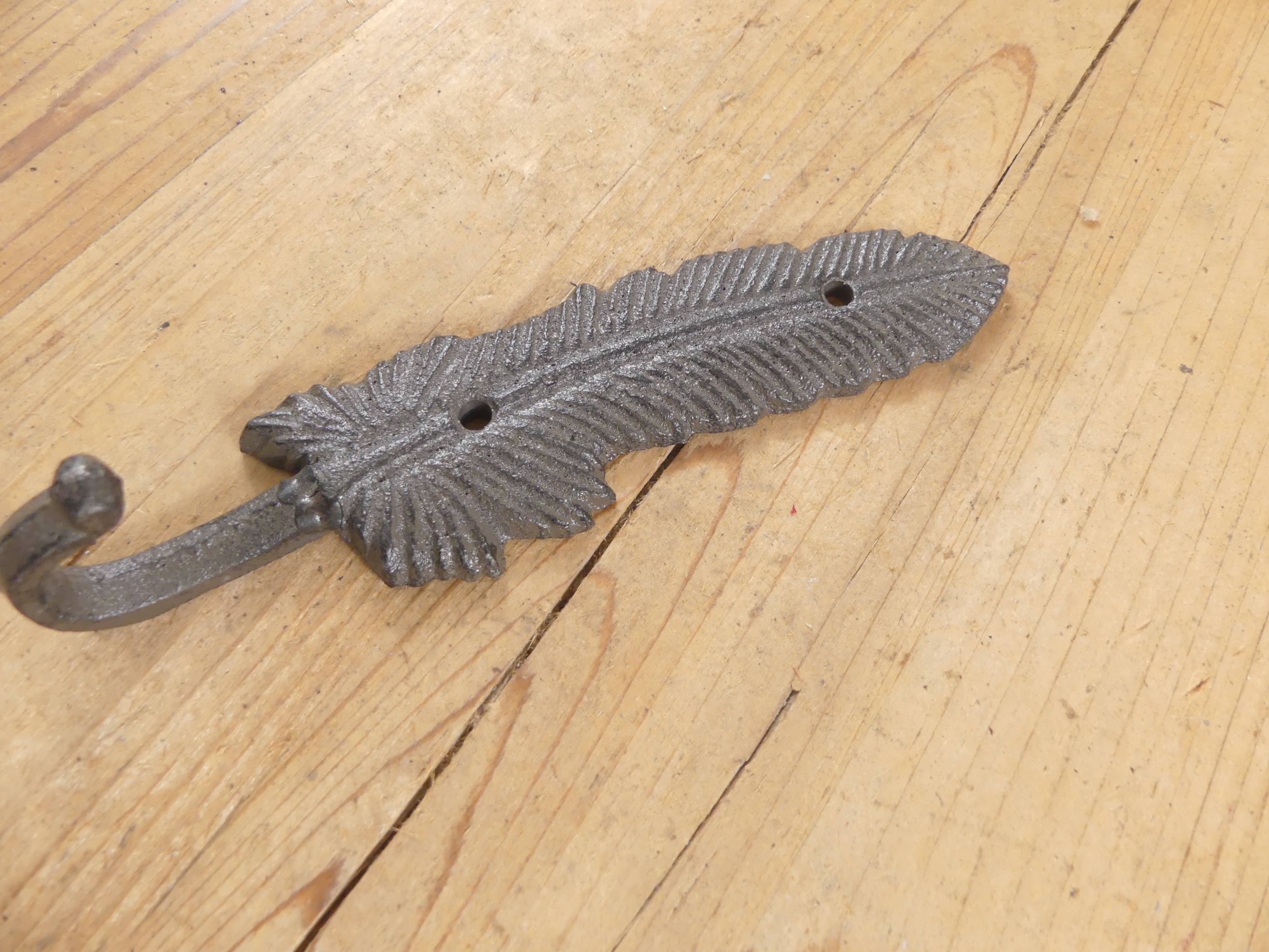 Midwest Craft House - Wholesale Wall Hook - Cast Iron Feather Hook1