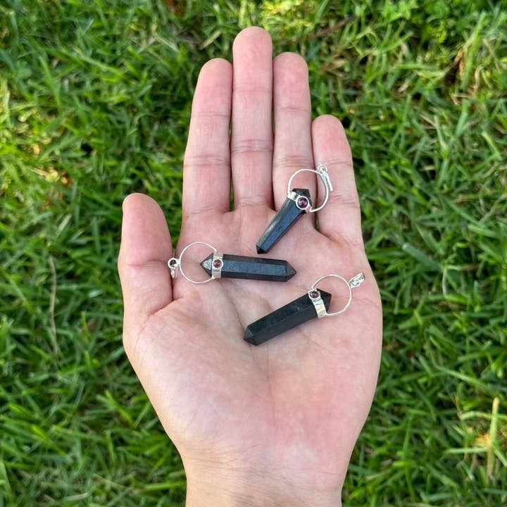 Earths Elements Wholesale - Wholesale Individual Charm/Pendant - Point Pendant - Shungite and Garnet1